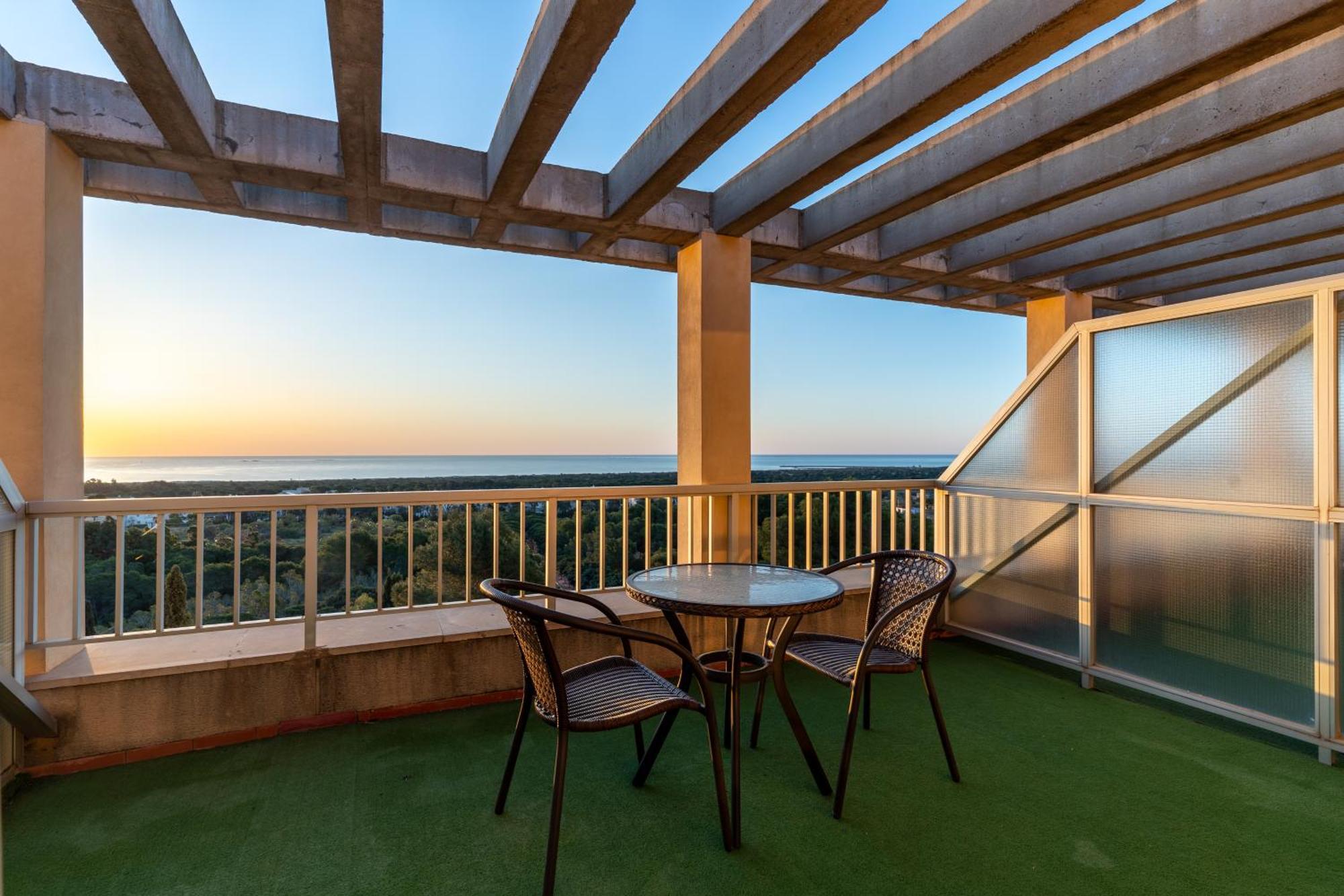 Costablanca Explore Hostel Sports & Events La Mariña 외부 사진