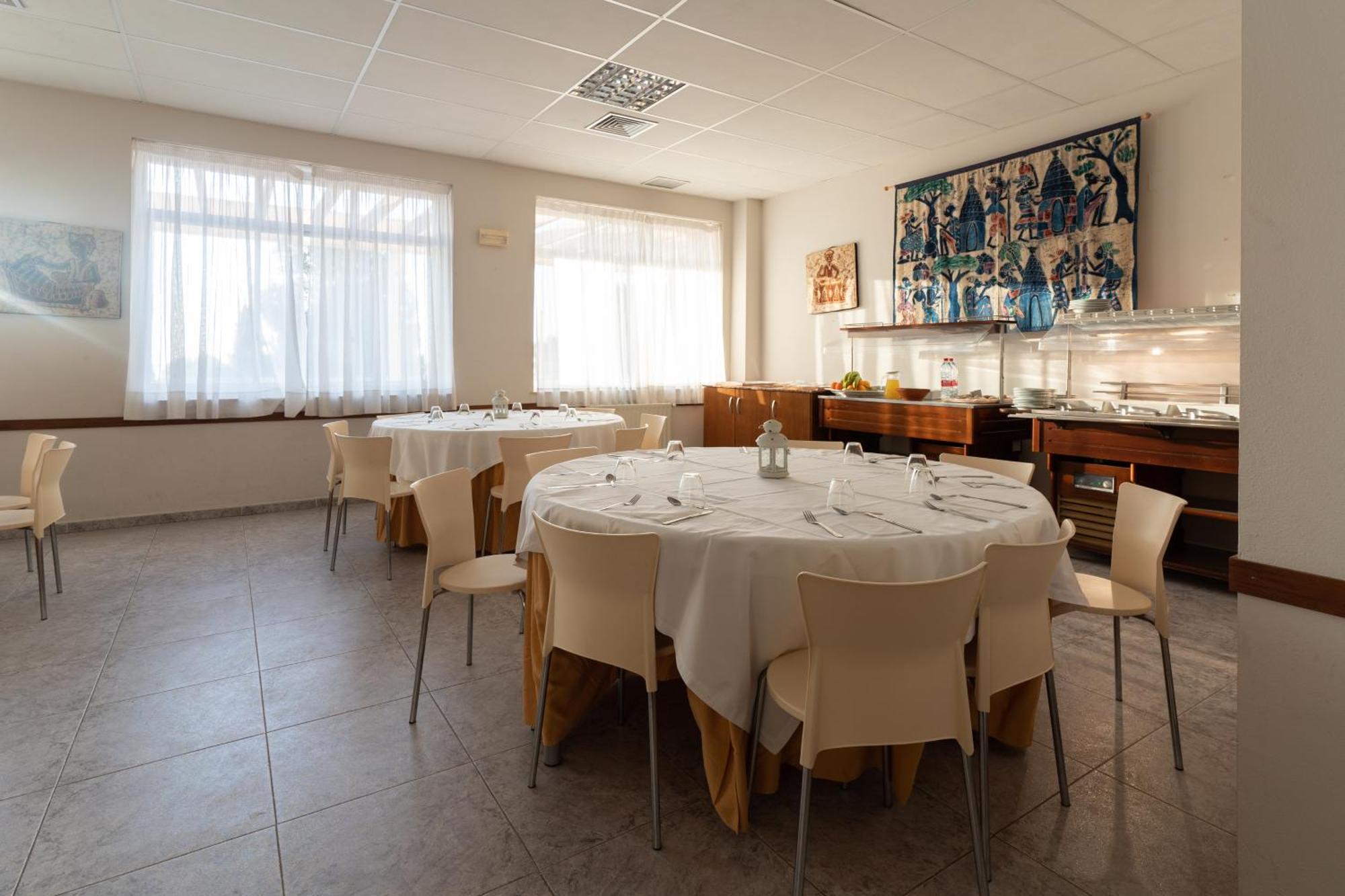 Costablanca Explore Hostel Sports & Events La Mariña 외부 사진