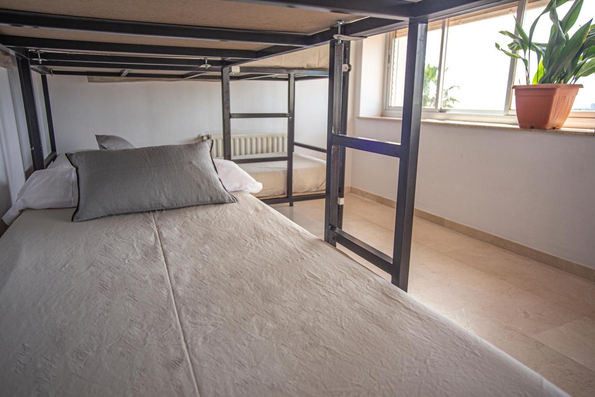 Costablanca Explore Hostel Sports & Events La Mariña 객실 사진