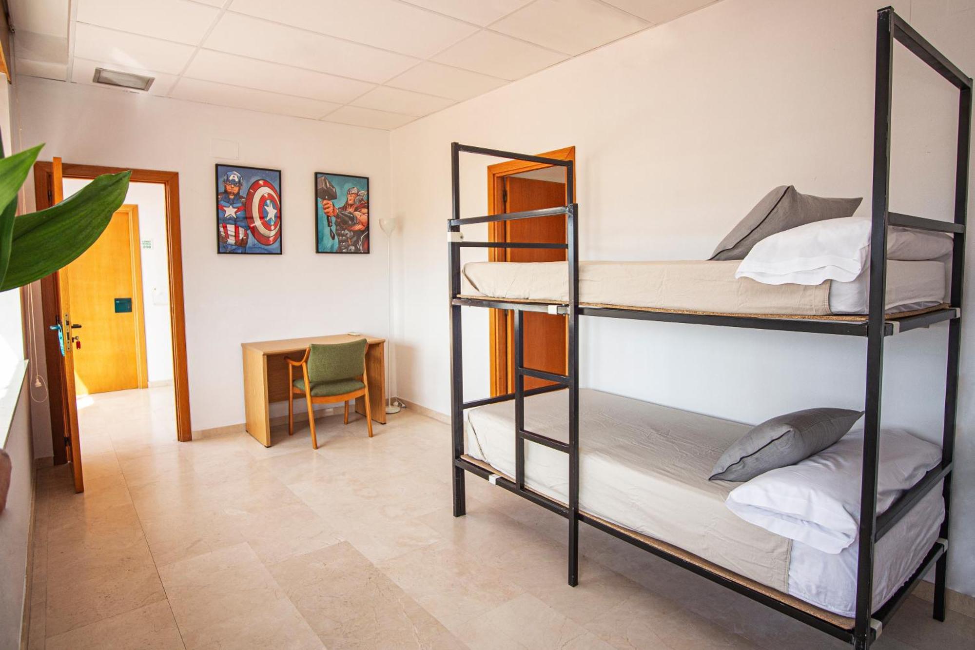 Costablanca Explore Hostel Sports & Events La Mariña 외부 사진